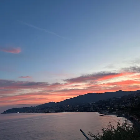 Ponente Blue Appartamenti, 5 Апартаменты Арма-ди-Таджа