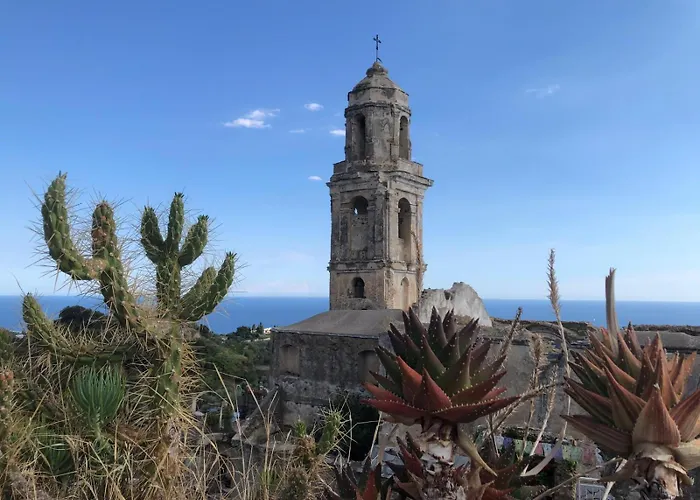 Daire Ponente Blue Appartamenti, 5 *